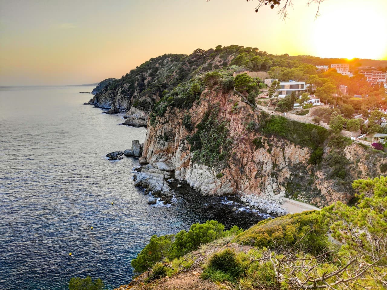 El mercado inmobiliario de la Costa Brava en el primer trimestre de 2026: situación actual