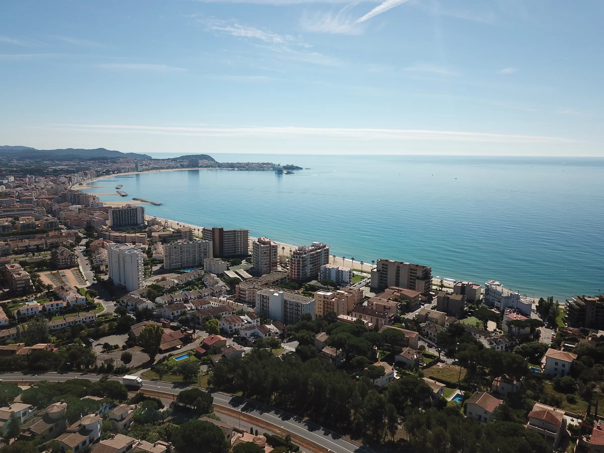 Sant Antoni de Calonge from the air, with the bay of Palamós behind it