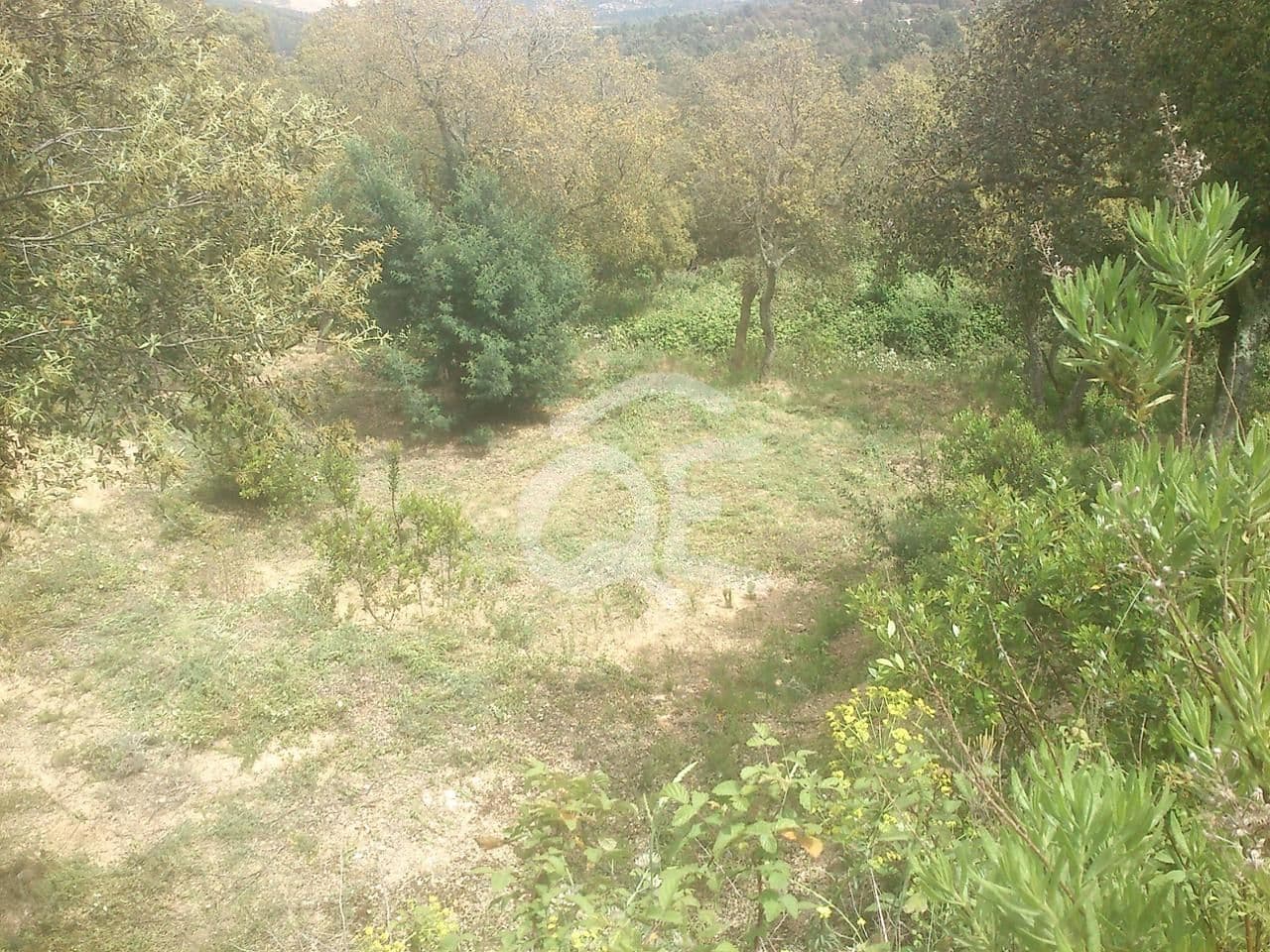 Land with urban license and single-family house project