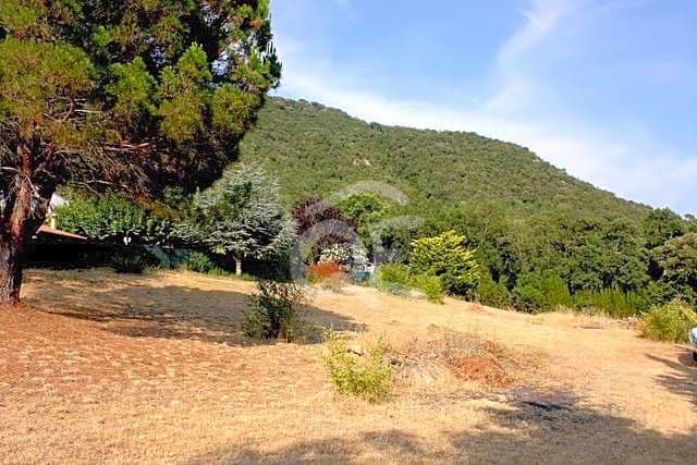 Fantástica parcela con vistas amplias