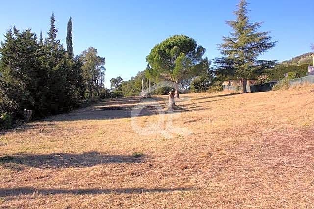 Fantástica parcela con vistas amplias