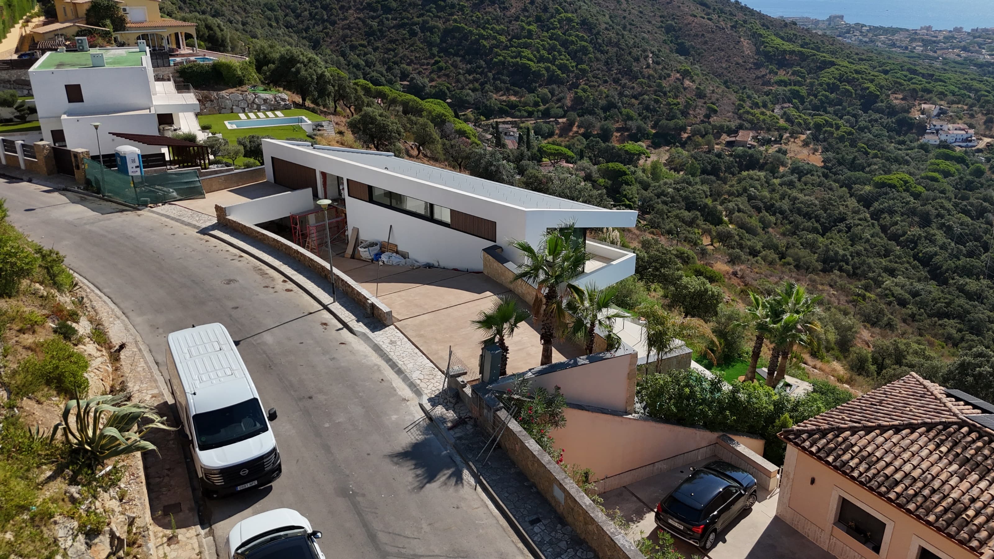 Luxury Home with Panoramic Sea Views
