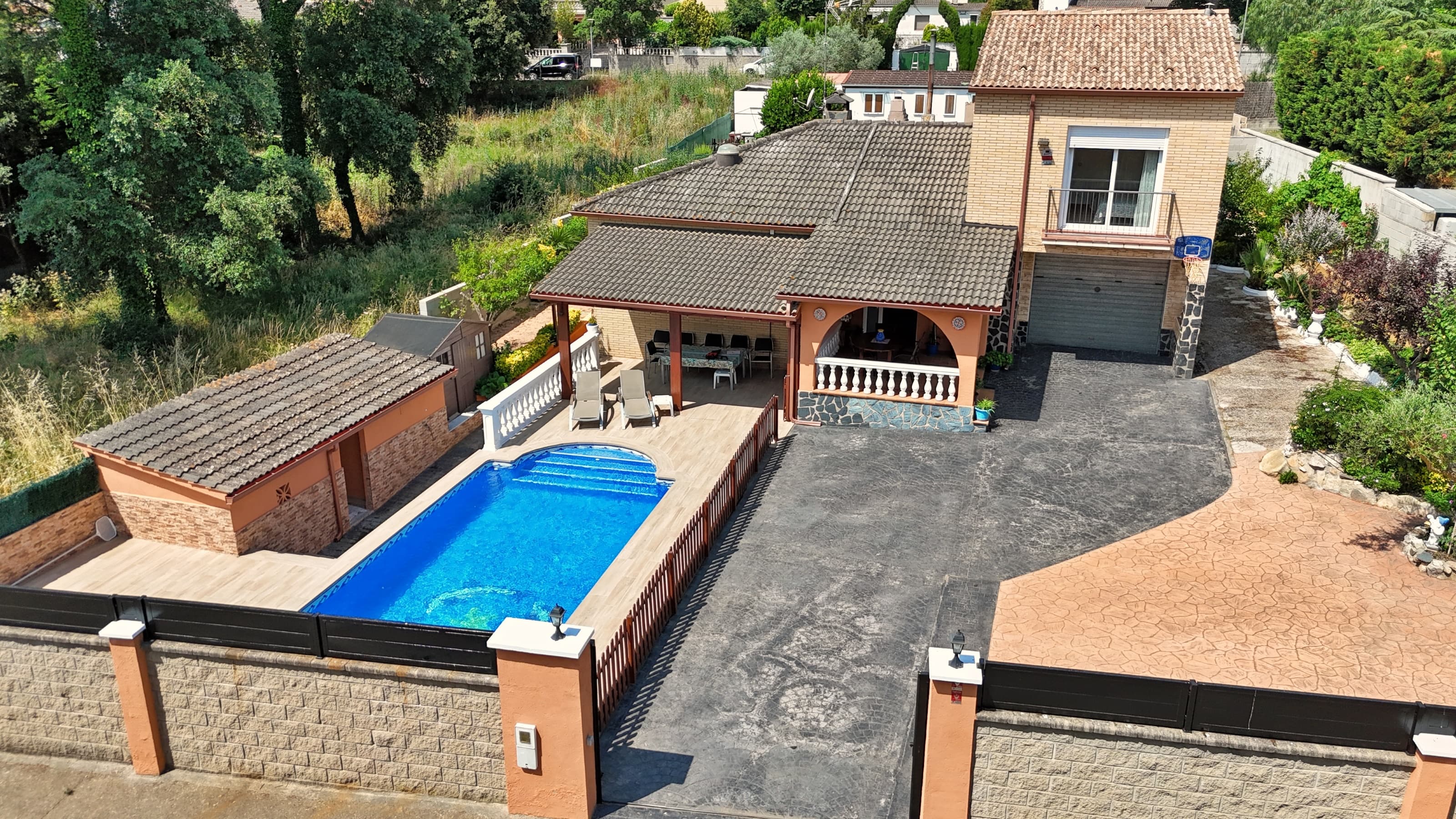 Practical house in La Goba