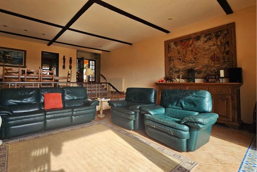 Beautiful villa with sea views