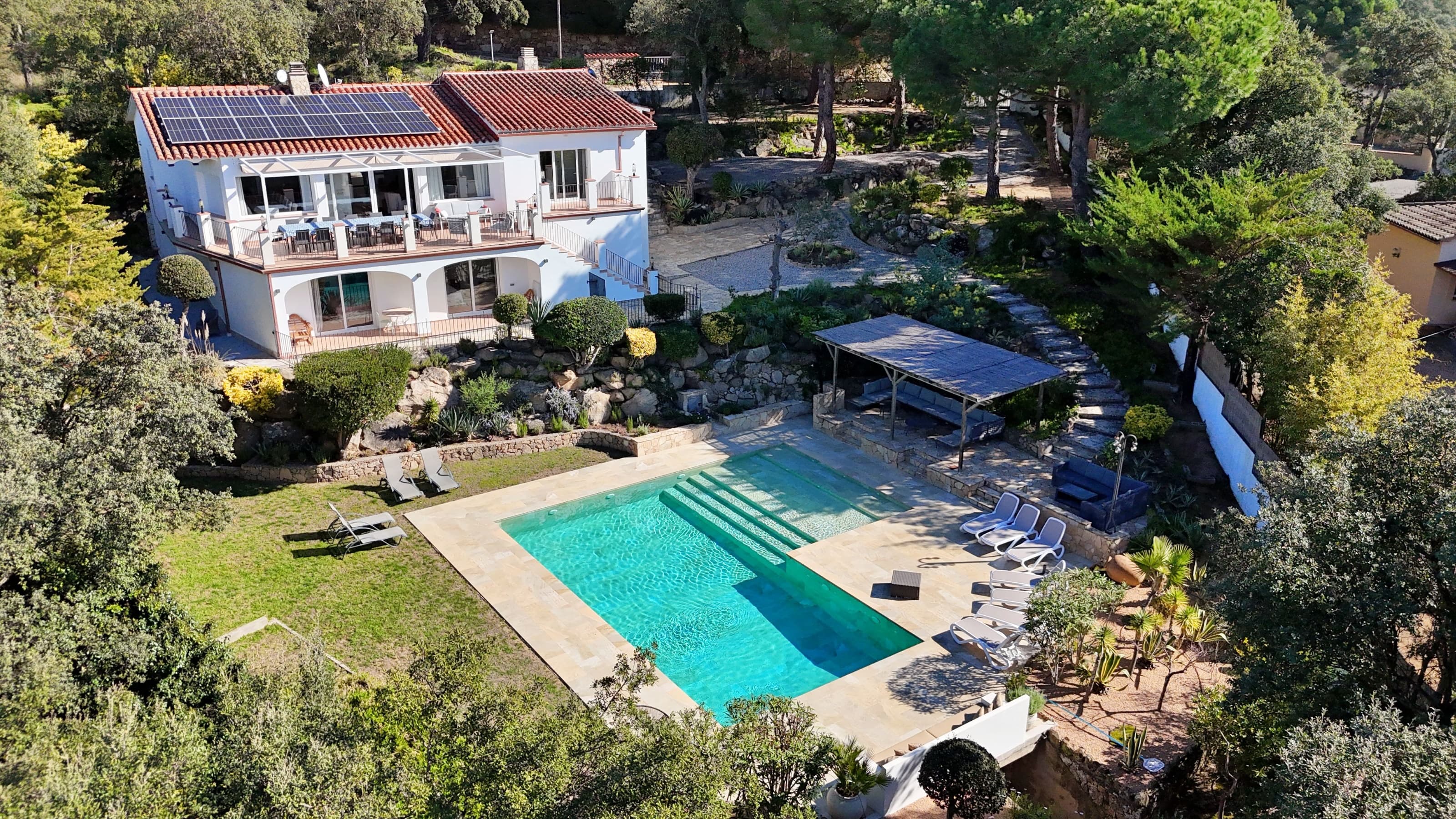Exclusive villa with tourist license