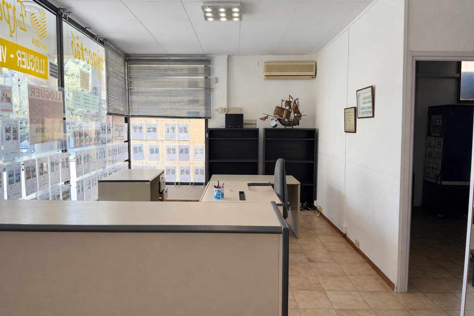 Beautiful commercial premises in the center of Calonge, Girona