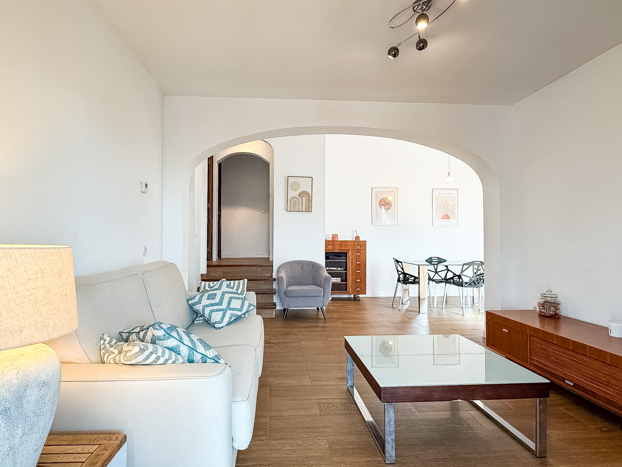House with tourist license and sea views